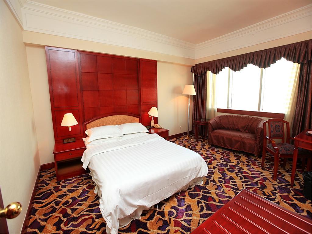 Gardford International Hotel Guangzhou Exteriör bild
