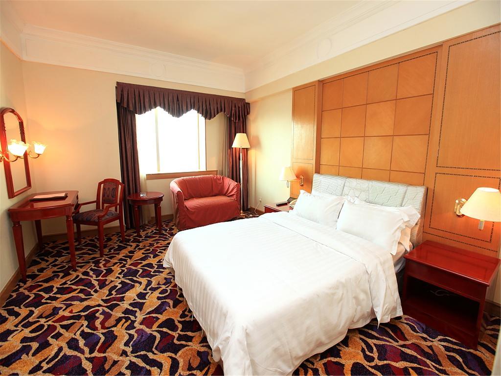 Gardford International Hotel Guangzhou Exteriör bild